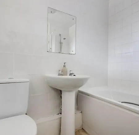 6 Greville Court London Exterior photo